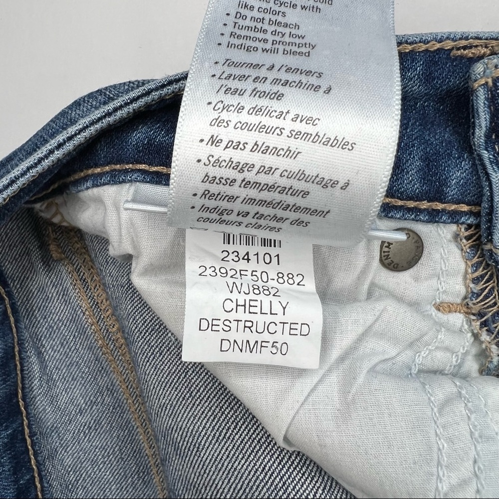 Paige Distressed Raw Hem Verdugo Ankle Jeans in Medium Wash Blue 24 - Picture 8 of 8